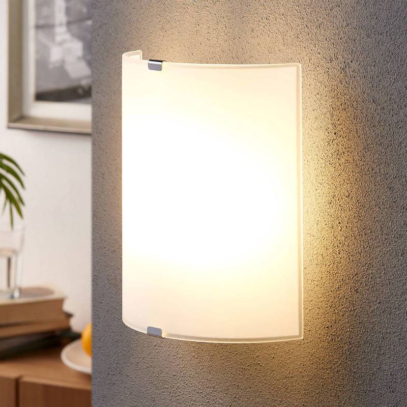 Lindby Wandleuchte Phil, weiß, Glas, Höhe 21cm von LINDBY