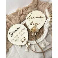 Personalisiertes Türschild | Luftballon Aus Holz Wanddeko Holzschild Graviert Namensschild Geschenk Zur Geburt Personalisiertes Türschild | Luftballon Aus Holz Wanddeko Holzschild Graviert Namensschild Geschenk Zur Geburt von LindisWerkstatt