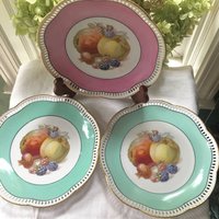 Set Von 3 Schumann Arzberg Handbemalten Obsttellern Retikulierte Kanten von LindsayJanesCottage