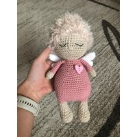 Von Hand Gehäkelter Engel Von Hand Gehäkelter Engel von LinellaDesign