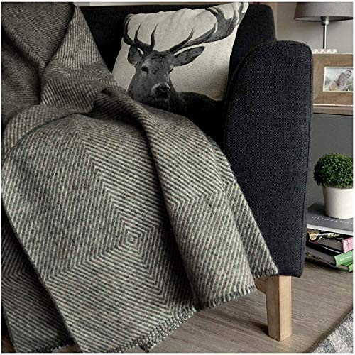 Linen & Cotton Dicke Warme Decke Wolldecke Wohndecke Iceland ohne Fransen - 100% Reine Neuseeland Wolle, Anthrazit Grau Weiß (140 x 200 cm) Sofadecke Blanket Tagesdecke Plaid Sofa Lammwolle Schurwolle von Linen & Cotton