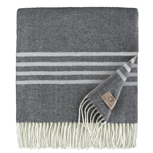 Linen & Cotton Decke Merino Wolldecke Wohndecke Kuscheldecke Brooklyn mit Fischgrätenmuster- 100% Weicher Merinowolle, Grau (140x 200 cm) Sofadecke Tagesdecke Überwurf Decke Plaid Schurwolle Lammwolle von Linen & Cotton