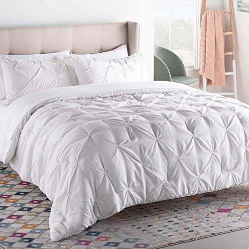 Linenspa Quatrefoil Microfiber Comforter, Gray/White, Queen von Linenspa