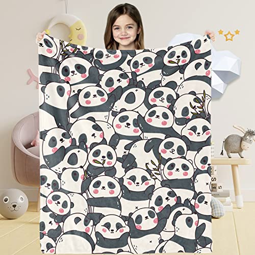 Panda Geschenke für Kinder Mädchen Geburtstag, 100 x 130 cm Flauschig Cartoon Panda Flanell Decke Weich Panda Kuscheldecke Wohndecke für Baby Kleinkind Jungen Sofa Couch Deko von Lingqiang