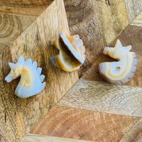 Selten - Einhorn Geformt Gelber Achat | Handgebogenes Kristall von LinoCrystals