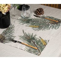 Leinen Tischsets Set Mit Kieferndruck, Baumartige Tischsets, Lodge Tischdekor Idee, Waldweihnachtstischdekor von Linoroom
