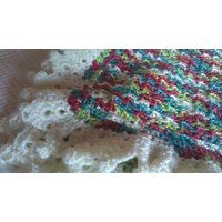 Handgemachte Gehäkelte Baby Decke Regenbogen/ Limette/ Himbeere/ Blaue/Spitzendecke von LisDuJour