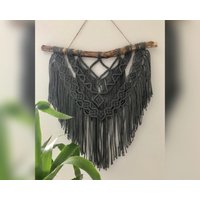 Makramee Freya Xxl/Wanddekoration Kunst Geschenkidee Besondere Dekoration von Lisiby