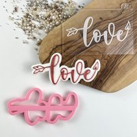 Liebe Mit Pfeil Und Herz Ausstechform Embosser, Valentinstag Ausstechform, Zuckerguss Stempel, Keks Stempel von LissieLoves