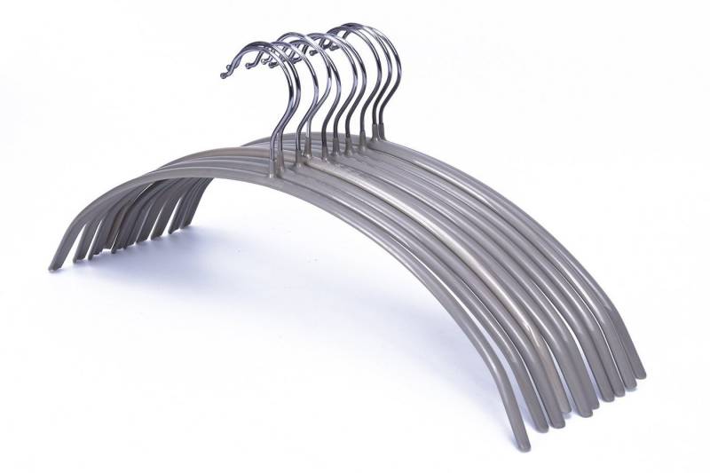 Liszton Kleiderbügel Kleiderbügel aus Metall, haftungsbeschichtet, rutschfest, schwarz - 10 Stück Liszton Kleiderbügel Kleiderbügel aus Metall, haftungsbeschichtet, rutschfest, schwarz - 10 Stück von Liszton