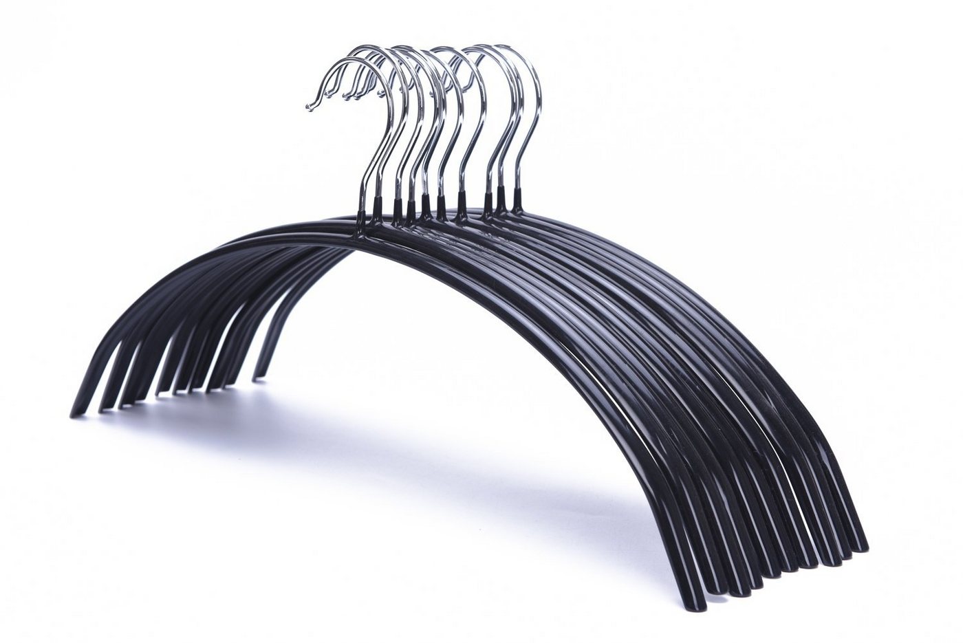 Liszton Kleiderbügel Kleiderbügel aus Metall, haftungsbeschichtet, rutschfest, schwarz - 10 Stück Liszton Kleiderbügel Kleiderbügel aus Metall, haftungsbeschichtet, rutschfest, schwarz - 10 Stück von Liszton