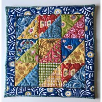 Quilt Kissenbezug Aus Reiner Baumwolle, Patchwork 3D, Farbenfrohe Handarbeit Mai 2025 von LithaQuilts