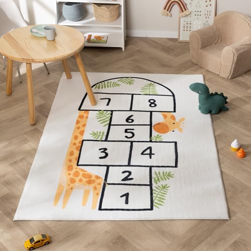 Little Olly Spielteppich - Ruby Giraffe Creme - Figuren/Charactere - Kinderzimmer - Jungen - Mädchen - Carpet von Little Olly
