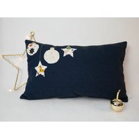 Weihnachtsstimmungskissen, Tiefblau von LittleCheries