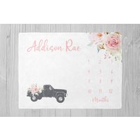 Baby Mädchen Meilenstein Decke, Country Rosa Florale Personalisierte Shower Geschenk Truck Monatliche Wachstumsdecke von LittleDarlingsUS