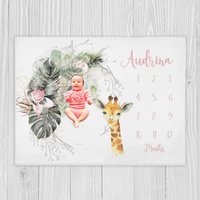 Mädchen Meilenstein Decke, Giraffe Baby Monat Shower Geschenk Personalisierte Decke von LittleDarlingsUS