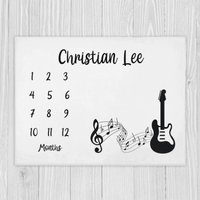 Musik Meilensteindecke, Gitarre Babydecke, Meilensteindecke Baby Junge, Shower Geschenk, Monat Decke, Personalisierte Babydecke von LittleDarlingsUS