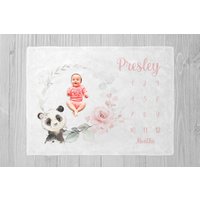 Panda Meilenstein Decke, Baby Mädchen Shower Geschenk, Floral Meilenstein, Personalisierte Decke von LittleDarlingsUS