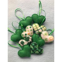 st. Patrick's Day Filzherzen, Paddy's Grüne Filzherzen von LittleFactoryCrafts