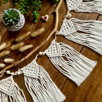 Makramee Girlande Amelie/Boho Wimpelkette Kinderzimmer Deko Geschenk von LittleMacrameThings