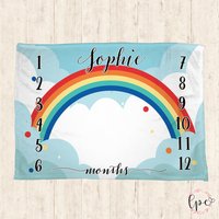 Personalisierte Babydecke - Regenbogen-Decke Regenbogen-Babydecke Namensdecke Regenbogen-Namensdecke Personalisiertes Geschenk Personalisierte Babydecke - Regenbogen-Decke Regenbogen-Babydecke Namensdecke Regenbogen-Namensdecke Personalisiertes Geschenk von LittlePeonyCo