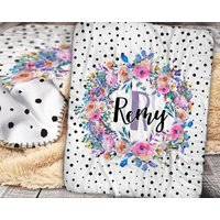 Personalisierte Decke - Sherpa Blumendecke Wildblumen Namensdecke Baby von LittlePeonyCo