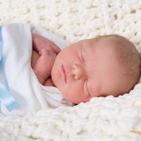 Handgemachte Super Plüsch Baby Decke, Acryl Stricken | 60x70cm von LittleRedKnits12