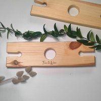Weinbutler, Weinglashalter - Handgemacht, Personalisierbar von LittleWoodSaar