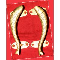 Fisch Griffpaar in Goldener Farbe | Schrankgriff Küchen Kommode Schubladengriff Türzubehör von LittletalesCreations