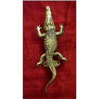 Krokodilgriff | Messing Reptil Thema Türgriff Echsenform Zieher von LittletalesCreations