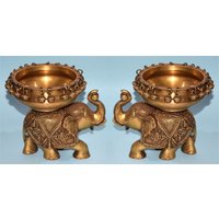 Lord Ganesha Mount Traditionelles Urli Gefäß | Gravierte Messing Elefant Figur Varpu Gesamtgewicht Urli 5, 84" Kg Ca von LittletalesCreations