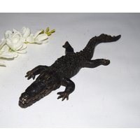 Wild Krokodil Figur Papiergewicht Messing Tisch Showpiece Accessoires | Dekoartikel von LittletalesCreations