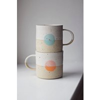 Handgemachte Keramiktasse Buntes Sonnendesign, Gesprenkelte Keramik von LiuYingCeramics