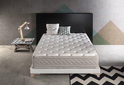 MATRATZE ROYALTY 140X190 ORTHOPÄDISCHE MEMORYSCHAUM MEMORY FOAM HÖHE 30CM |KERN VON LUFTKANÄLEN DURCHZOGEN| HÄRTEGRAD H2-H3 MEDIUM KOMFORTZONEN FÜR SCHULTER UND GESÄSS SOWIE LENDENWIRBELSTÜTZE von Simpur Low Cost