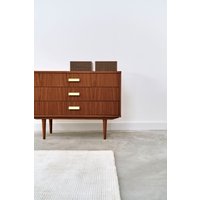 Mid-Century Sideboard, Kommode, Anrichte Aus Eichenholz - Farbe Teakholz Livlo T-P02 von LivloDesign