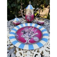 Alice Im Wunderland Mini Tee Set von LizArtLLC