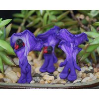 Modellierte Amethyst Täuscher Pilz Männer Aus Ton von LizIdahoArt