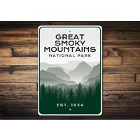 Tolles Rauchgebirgsschild, Nationalpark Geschenk, National Park Liebhaber, Schild Für Rauchige Berge, Est Time Sign, Smoky Mountain Date, Wandern von LiztonSignShop