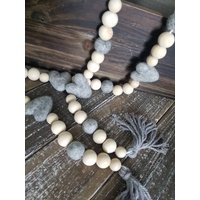 Holz Perlengirlande Filzkugel & Herz Quaste Dekor 160 cm von LoaLyInc