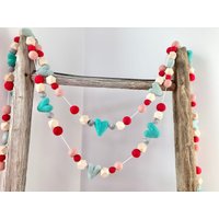 Rote, Rosa Und Türkise Herzgirlande. Valentinsgirlande.filzherzen. Valentinstag Dekor. Herz Banner. 1, 5M² von LoaLyInc