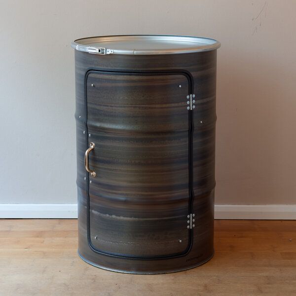 Lockengelöt Der HiFi-Schrank aus einem Hamburger Ölfass - made in Hamburg Lockengelöt Der HiFi-Schrank aus einem Hamburger Ölfass - made in Hamburg von Lockengelöt