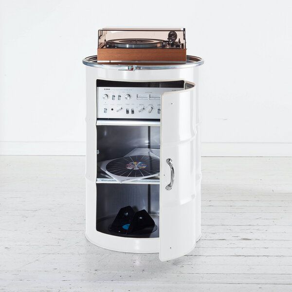 Lockengelöt Der HiFi-Schrank aus einem Hamburger Ölfass - made in Hamburg Lockengelöt Der HiFi-Schrank aus einem Hamburger Ölfass - made in Hamburg von Lockengelöt