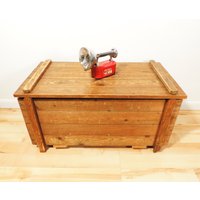 Vintage Rustikaler Holz-Organizer-Aufbewahrungs-Brust von Lockhead