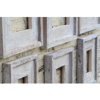 The Post & Beam Whitewashed Pickled White 3, 5 " | Alle Größen -The Loft Signature Handgefertigte Vintage Barn Holzrahmen von LoftRusticFrames