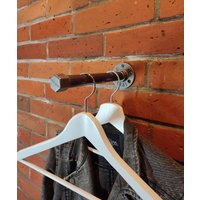 Industrielle Stahl-Rohr-Haken Für Küche-Garagen-Wand | Wandhaken Kleiderbügel Haken Die Garderobe Aus Metall von LoftSense