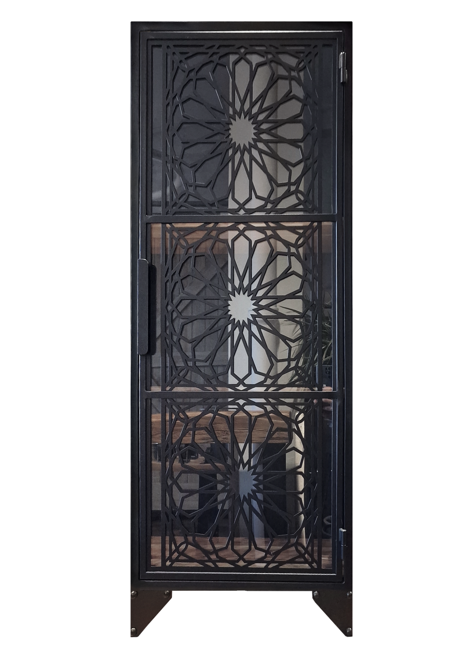 MARRAKESCH LOFT - Vitrinenschrank aus Stahl und Glas im Loft Stil 02 von Loftmarkt