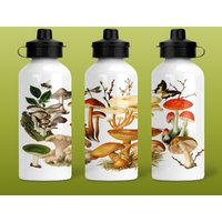 Pilze/Natur Collage Wasserflasche 20 Unze | 600Ml Aluminium Mit Zwei Deckel Flip Top Und Karabiner von LoganStProductions