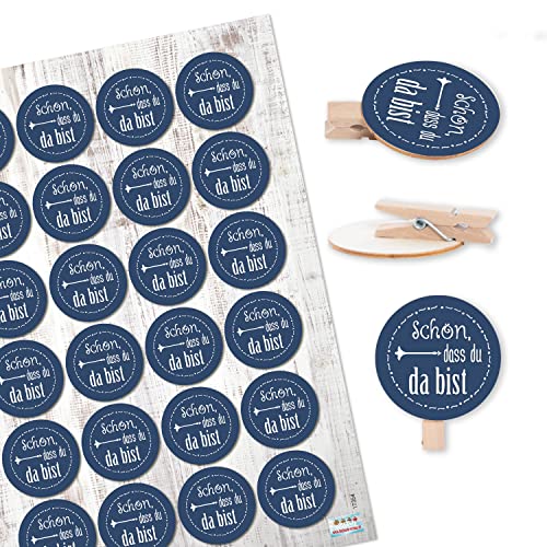 Logbuch-Verlag SCHÖN DASS DU DA BIST 24 Klammern Holzscheibe + 24 runde Selbstklebende Sticker zum Basteln als Dekoration Verpackung Geschenke give-aways blau maritim Logbuch-Verlag SCHÖN DASS DU DA BIST 24 Klammern Holzscheibe + 24 runde Selbstklebende Sticker zum Basteln als Dekoration Verpackung Geschenke give-aways blau maritim von Logbuch-Verlag