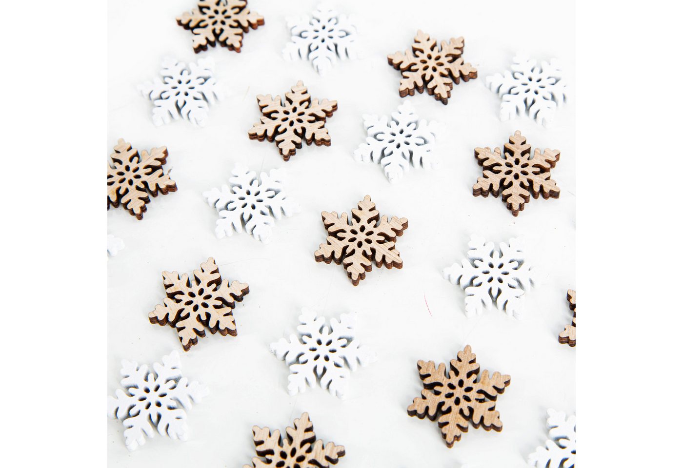 Logbuch-Verlag Streudeko Tischdeko Weihnachten Set 24 Mini Schneeflocken Holz 2,5cm Logbuch-Verlag Streudeko Tischdeko Weihnachten Set 24 Mini Schneeflocken Holz 2,5cm von Logbuch-Verlag