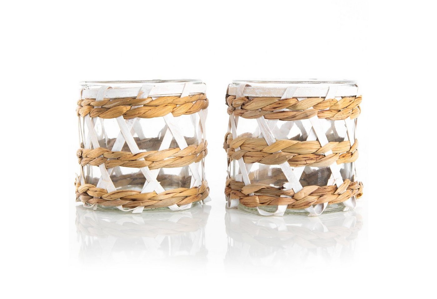 Windlicht 2 Windlichter aus Glas 12 x 12 cm verziert mit Rattan Windlicht 2 Windlichter aus Glas 12 x 12 cm verziert mit Rattan von Logbuch-Verlag